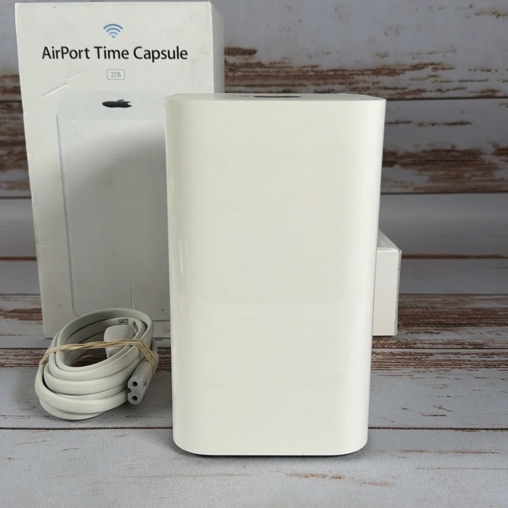 Apple AirPort Time Capsule 5th Gen 2TB ME177LL/A Wi-Fi Base Station